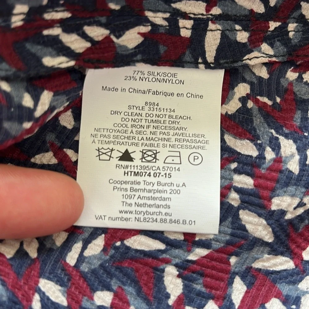 Tory Burch Silk Confetti Print Tunic Blouse Maroon Blue size 4‎